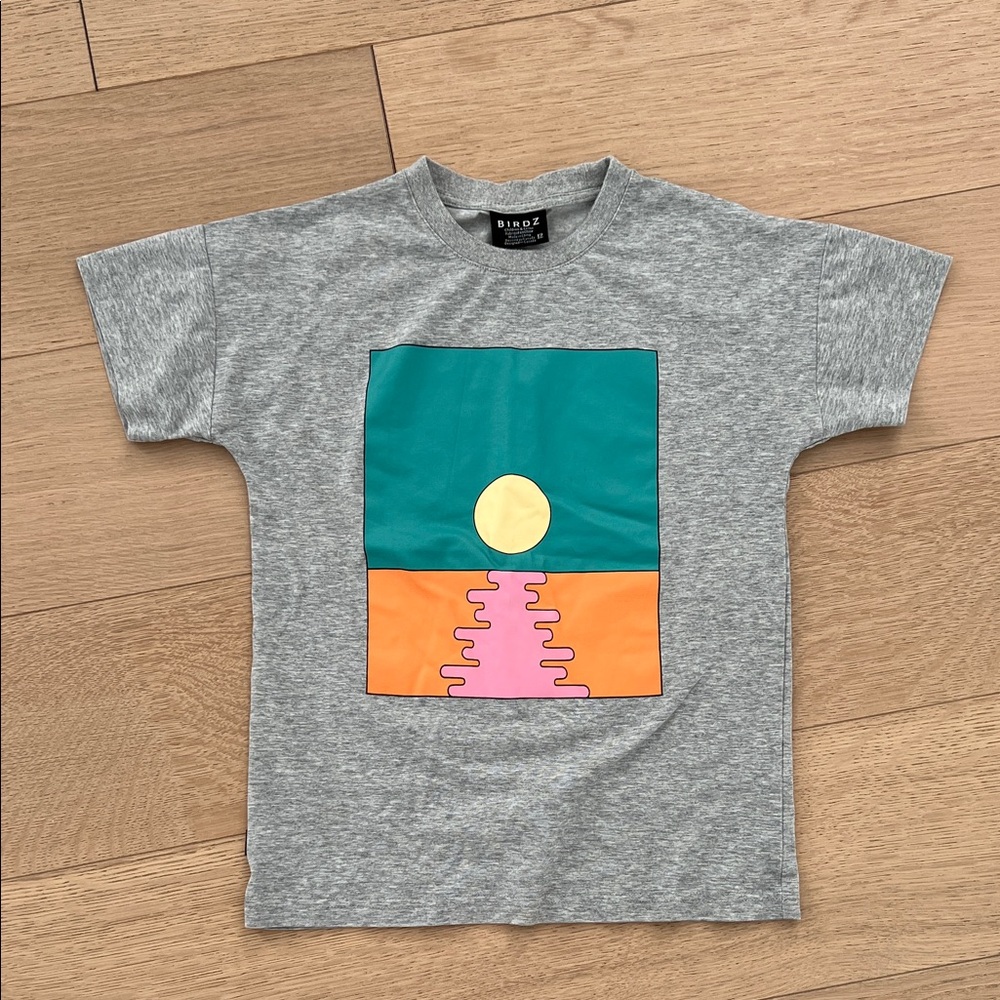 BIRDZ Kids T-Shirt Like New